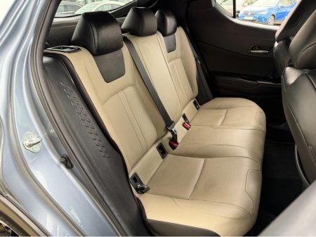 2023 Toyota C-HR - thumbnail 21