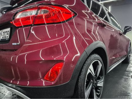 2022 Ford Fiesta - thumbnail 19