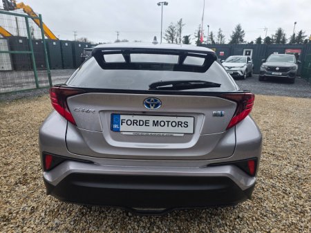 2020 Toyota C-HR - thumbnail 5