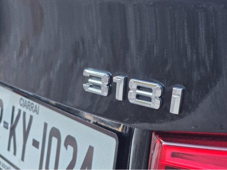 2018 BMW 3 Series - thumbnail 6