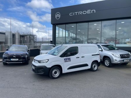 2025 Citroen Berlingo ENTRPRISE BLUE HDI 100 6 SPEED // HIGH SPEC ENTERPRISE MODEL €19,512 thumbnail