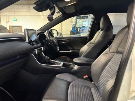 2019 Toyota Rav4 HYBRID SPORT 2WD 4DR AUTO €25,950 thumbnail