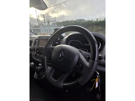 2016 Renault Trafic LL29 DCI 140 SPORT CREW VAN 3DR €21,500 thumbnail