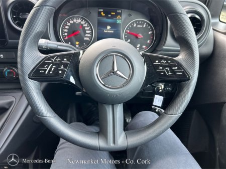 2026 Mercedes-Benz Citan - view 4