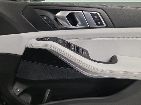 2023 BMW X5 - thumbnail 23