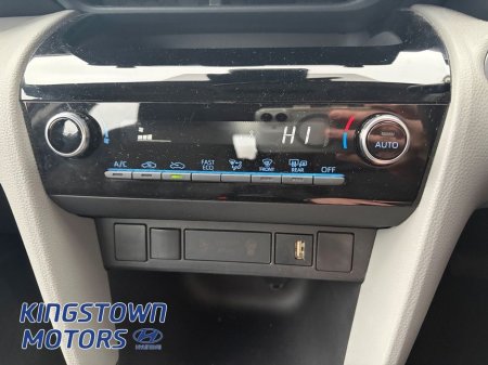 2022 Toyota Yaris - thumbnail 15