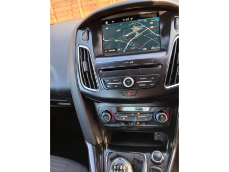 2017 Ford Focus TITANIUM 1.0 125PS 6SPEED 4DR €9,950 thumbnail