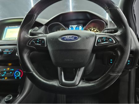 2017 Ford Focus 1.5 TDCI ST-LINE 120PS 5 5DR €12,950 thumbnail
