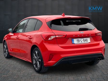 2019 Ford Focus - thumbnail 3