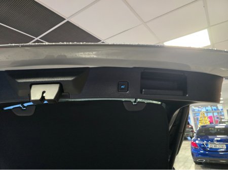 2025 Ford Kuga ST-LINE PHEV PAN ROOF €39,800 thumbnail