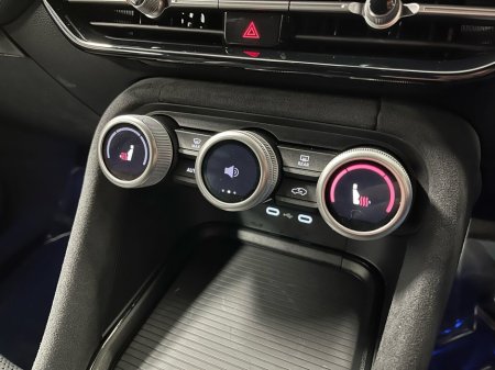 2025 Skoda Kodiaq Sportline IV 1.5TSi PHEV 204BHP - Reversing Camera - Climate Control - Sat Nav - Heated Seats - Keyless Start - Apple CarPlay/Android Auto €53,950 thumbnail