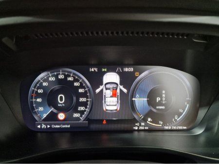 2023 Volvo XC40 T4 PLUS DARK RECHARGE AUTOMATIC **ONE OWNER / APPLE CARPLAY / CRUISE CONTROL / ELECTRIC BOOTLID / HEATED FRONT & REAR SEATS / HEATED STEERING WHEEL / 360 DEGREE CAMERA / WIRELESS PHONE CHARGING** €38,900 thumbnail