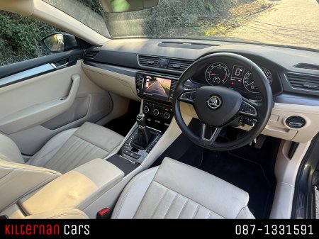 2017 Skoda Superb - thumbnail 8