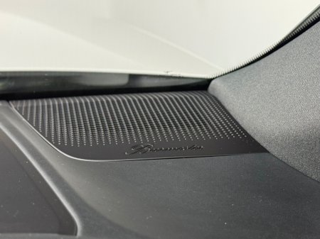 2024 Porsche Cayenne - thumbnail 25