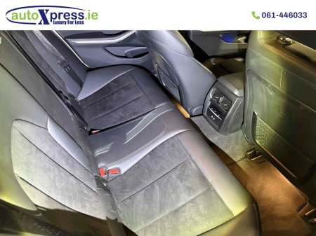 2021 BMW 3 Series - thumbnail 12