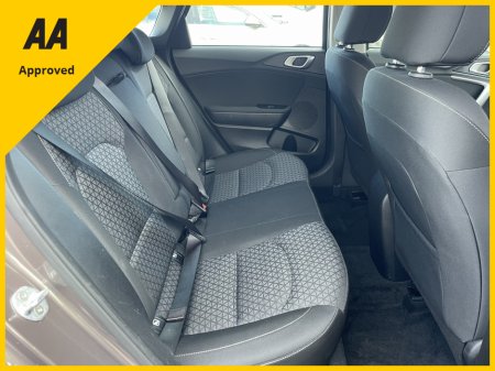 2021 Kia Ceed - thumbnail 9