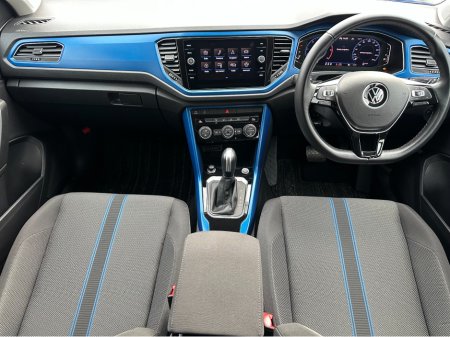 2021 Volkswagen T-Roc Highline thumbnail