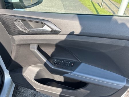 2025 Volkswagen T-Cross - thumbnail 11