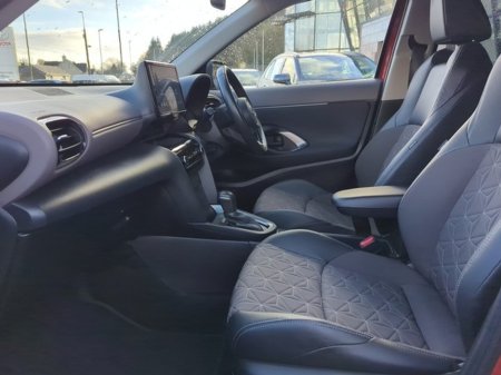 2023 Toyota Yaris Cross FRESH SELECTION OF TRADE-INS YARIS CROSS SOL thumbnail