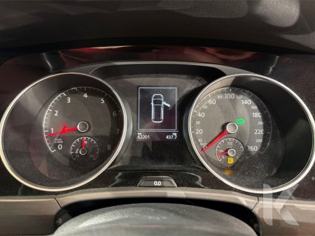 2017 Volkswagen Touran COMFORT LINE - FACTORY ALLOYS - 7 SEATS - REVERSE CAMERA €18,950 thumbnail