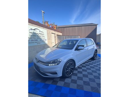 2017 Volkswagen Golf - thumbnail 3