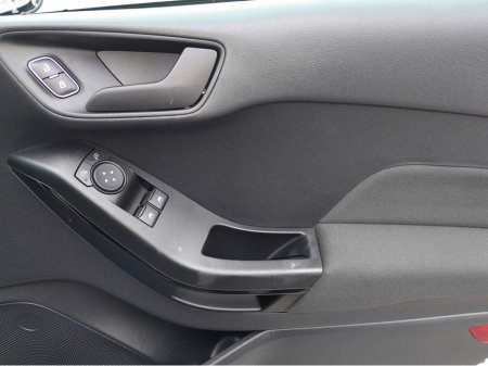 2022 Ford Fiesta TREND CONNECTED 1.1 075 M5 4DR €16,750 thumbnail