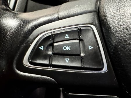 2015 Ford Focus 1.0 ECOBOOST TITANIUM 12 125PS 5DR T €9,990 thumbnail