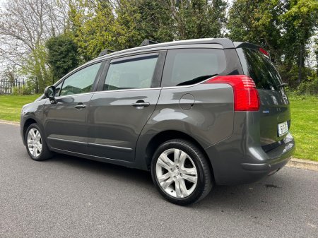 2016 Peugeot 5008 - thumbnail 7