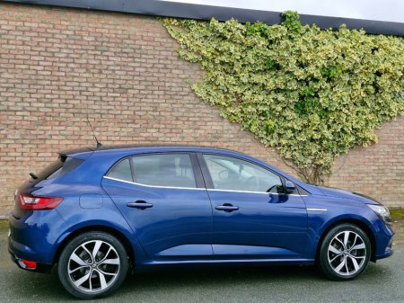 2019 Renault Megane - thumbnail 15