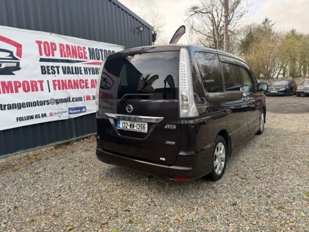 2013 Nissan Serena - thumbnail 5