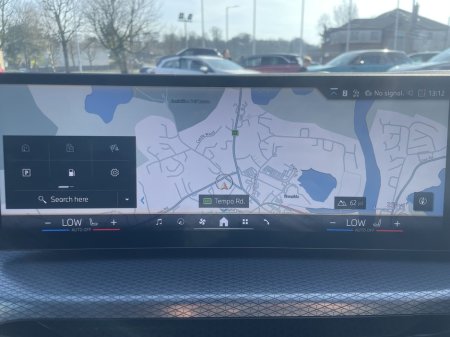 2025 BMW 3 Series - thumbnail 22