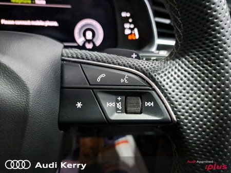 2024 Audi Q8 55TFSI E 394BHP QUATTRO S-LINE AUTOMATIC €84,900 thumbnail