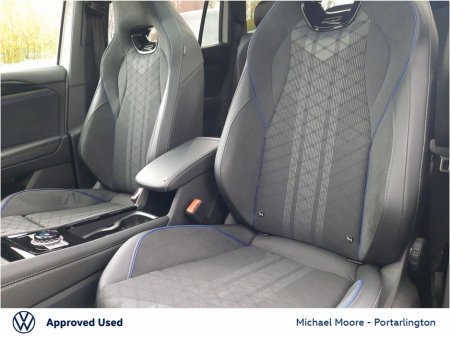 2025 Volkswagen Tayron R-LINE 75 1.5TSI 204HP PHEV DSG €56,950 thumbnail