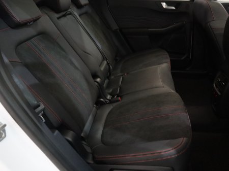 2025 Ford Kuga - thumbnail 30