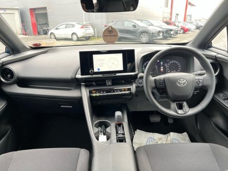 2025 Toyota C-HR C-HR HYBRID SPORT 1.8 €38,950 thumbnail