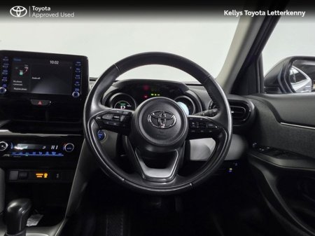2022 Toyota Yaris Cross YARIS CROSS LUNA - #170 €24,495 thumbnail