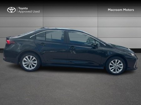 2025 Toyota Corolla - photo 3