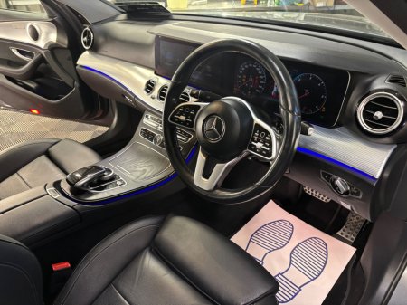 2019 Mercedes-Benz E Class - thumbnail 8