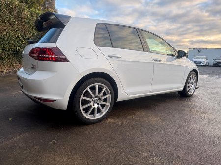 2017 Volkswagen Golf HI/LINE 1.4 AUTOMATIC €17,950