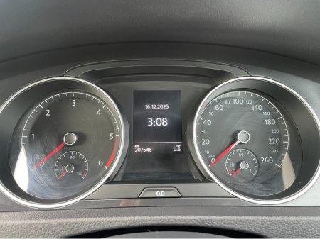 2017 Volkswagen Golf 1.6 TRENDLINE TDI 115HP 3DR €7,750 thumbnail