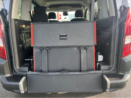 2024 Peugeot Rifter New Model Wheelchair Accessible Low Kms €26,950 thumbnail