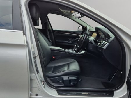 2010 BMW 5 Series - thumbnail 4