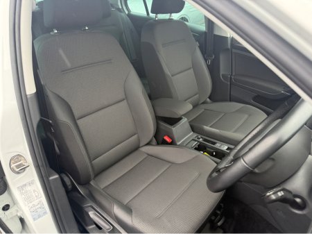 2018 Volkswagen Golf - thumbnail 10