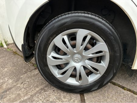 2016 Mazda Demio - thumbnail 8