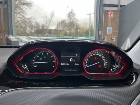 2018 Peugeot 2008 - thumbnail 22