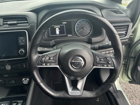 2020 Nissan Leaf 40K EV SV PREMIUM 40KW '19 4DR AUTO €14,950 thumbnail