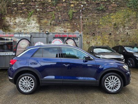 2019 Volkswagen T-Roc DR €17,950 thumbnail