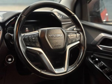 2021 Isuzu D-MAX DL40 DCB // 12 MONTH WARRANTY // SAME DAY FINANCE €26,750 thumbnail