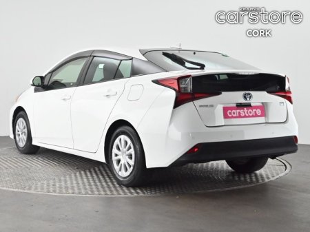 2021 Toyota Prius - thumbnail 3