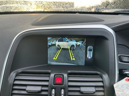 2015 Volvo XC60 - thumbnail 18